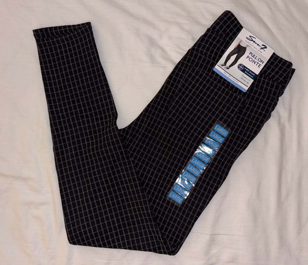 Seven7 Pull-On Ponte Plaid Leggings Size Large NWT